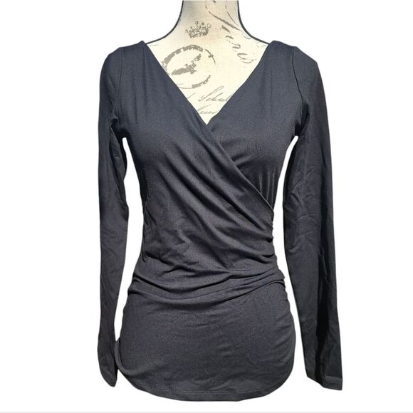 Susana Monaco‎ -1706 NWT Long Sleeve Faux Wrap Ruched Side Top Long Sleeve M - Picture 1 of 9